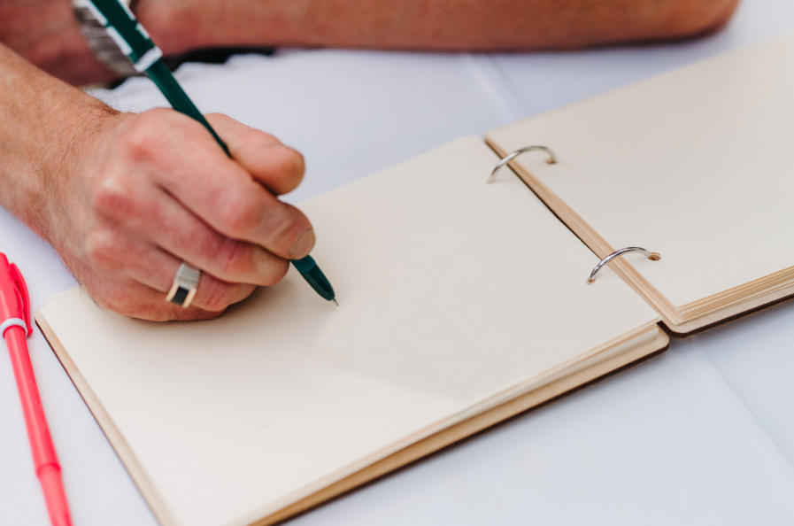 רשימת מוזמנים לברית